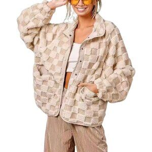 Women’s Stylish Checkered Fleece Jacket - Warm Sherpa Shacket in Light Khaki